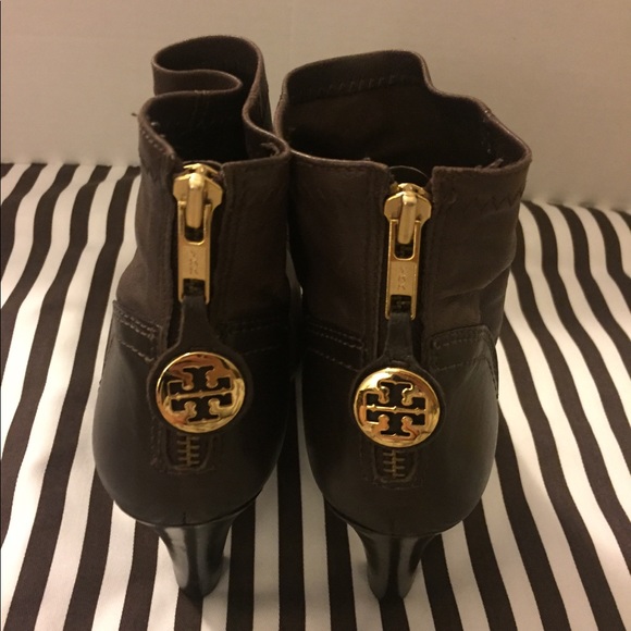 Tory Burch Brown leather booties - Picture 4 of 5